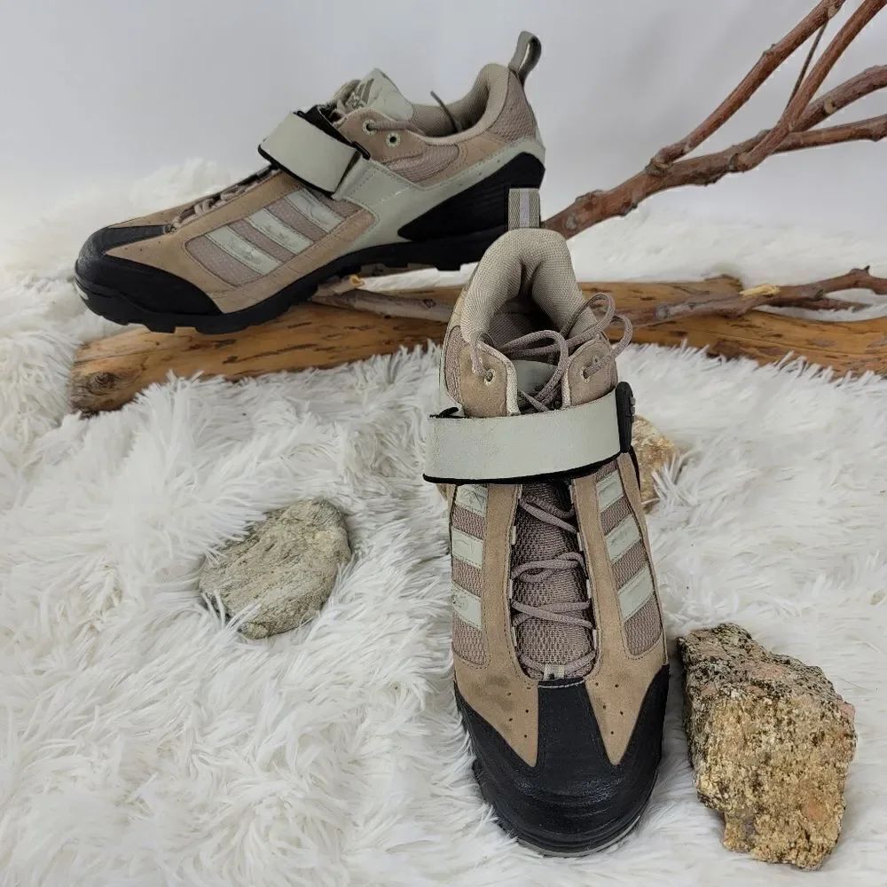 Adidas el moro MTB mountain bike shoes